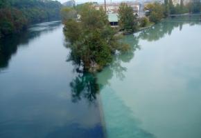 Jonction Arve et Rhône: être fleuve, c’est accepter de mélanger sa nature avec celle des autres. DR 