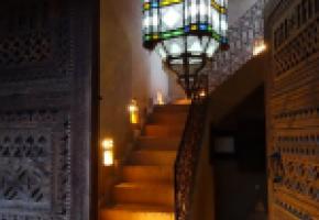 La Villa des orangers reflète l’architecture traditionnelle. PHOTOS CARLOS BRITO & BERNARD PICHON La médina d’Essaouira dispense un artisanat de qualité . Charme et authenticité, les mots-clés des Bains berbères. 