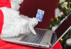 Il ne faut pas toujours croire au Père Noël, faire ses achats en ligne comporte de nombreux risques. THINKSTOCK 