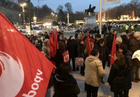 Manifestation sur la place de Neuve le 5 décembre dernier contre le projet de budget cantonal 2020. FRANCIS HALLER