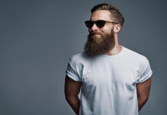 La barbe longue ne va pas à tout le monde.  GETTY IMAGES/UBERIMAGES 