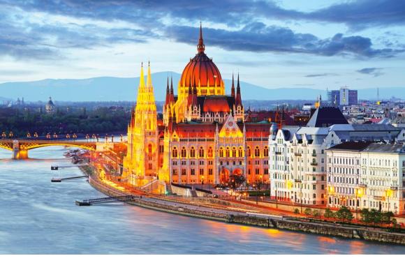 Le Parlement est l’édifice le plus connu de Budapest. 123RF