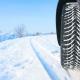 Si les pneus d'hiver favorisent l'adhérence, la conduite sur neige nécessite un apprentissage. 