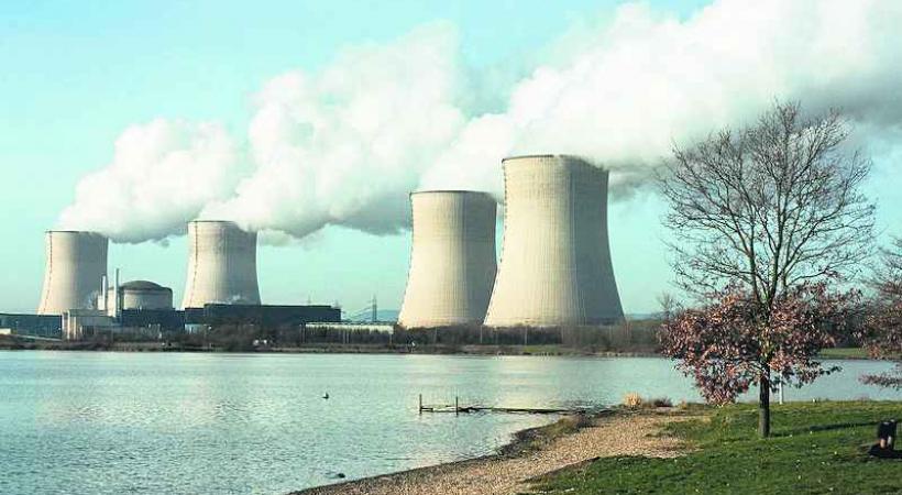 Si le Rhône s'asséchait, les centrales nucléaires pourraient en pâtir. 