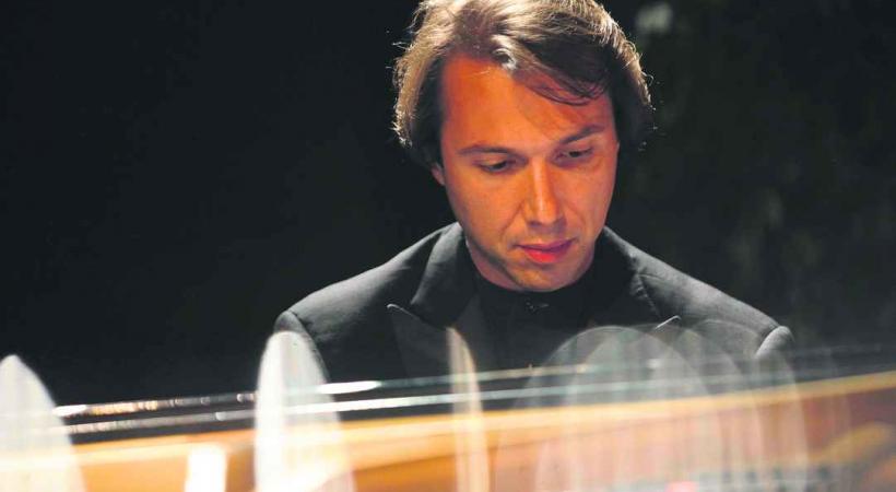Maurizio Baglini, un pianiste aguerri au sommet de son art. 