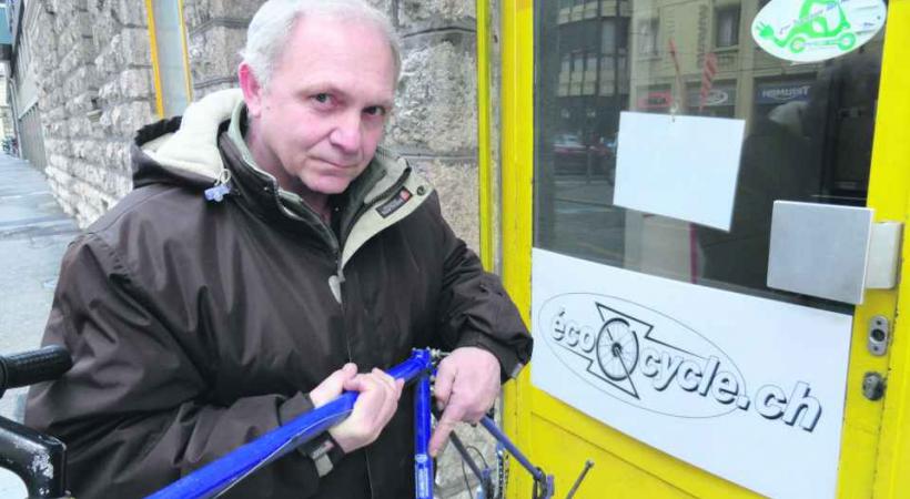 Aldo Felice, patron d'Ecocycle, vient de signer une convention avec la police genevoise pour tracer les vélos volés. 
