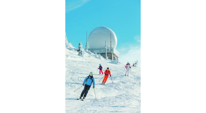Le plus grand domaine de ski transfrontalier de l’Arc jurassien offre un bon enneigement et du ski 