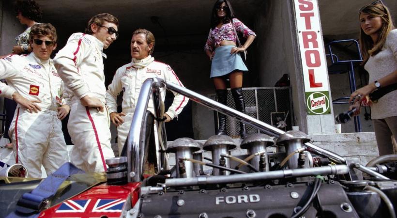 Parmi la quinzaine de photos exposées, un cliché pris à Monza en 1969 avec des légendes  de la Formule 1: Jochen Rindt, Jo Siffert et Graham Hill. RAINER W. SCHLEGELMILCH/MOTORSPORT IMAGES