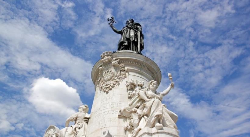 Statue de la place de la République à Paris. «Je suis réactionnaire, mais je me bats 
