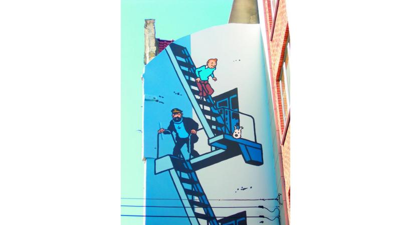 Ce n’est pas une planche de BD, mais bien un mur de Bruxelles estampillé Tintin. 
