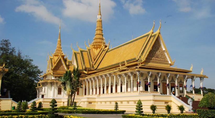Le Palais Royal de Phnom Penh. ALAIN BOSSU. 