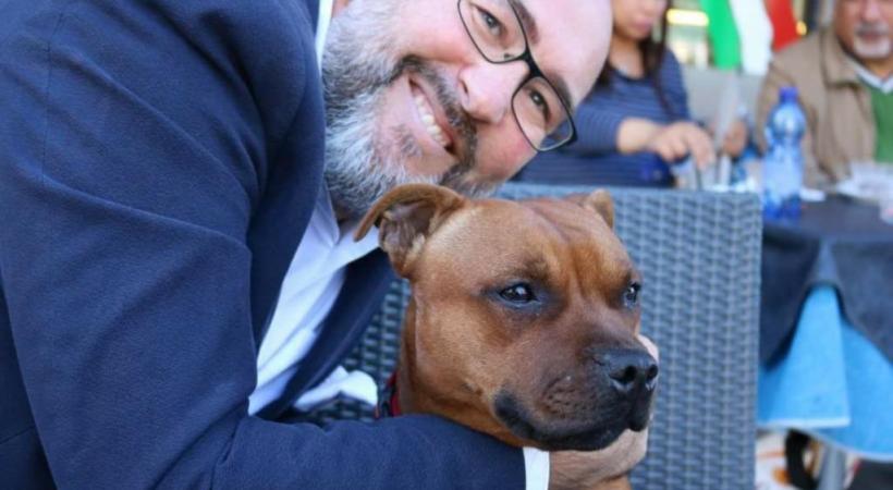 Des femmes avec leur chien ne se sentent pas en sécurité le soir dans les parcs. STéPHANE CHOLLET Manuel Alonso Unica, fondateur du Mouvement de défense des propriétaires de chiens de Genève. DR 