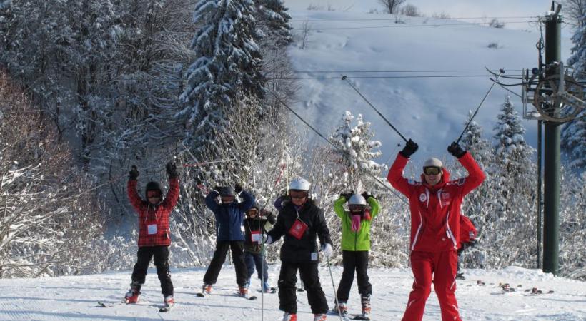 L’Ecole Suisse de Ski de Genève et sa station partenaire des Brasses vous emmènent cet hiver à la découverte du tout nouvel espace débutants. ESS