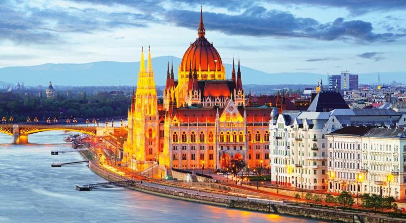 Le Parlement est l’édifice le plus connu de Budapest. 123RF