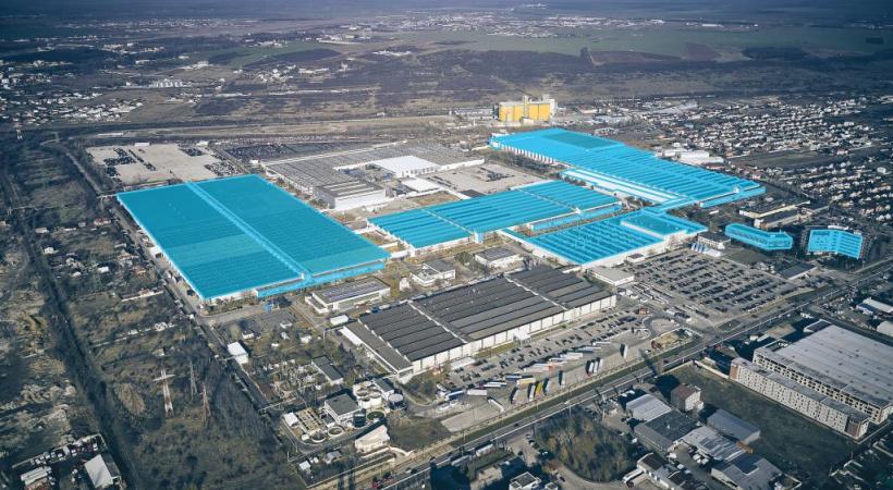 L’usine de Craiova, en Roumanie, est sous le contrôle de Ford Turquie, et se convertit à la mobilité électrique.