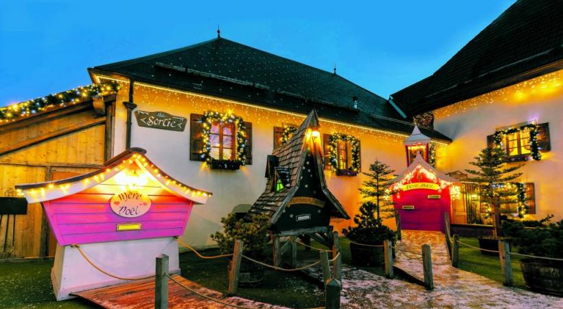 Le hameau du Père Noël, situé au Mont-Sion, en France voisine. M. MORAVSKI
